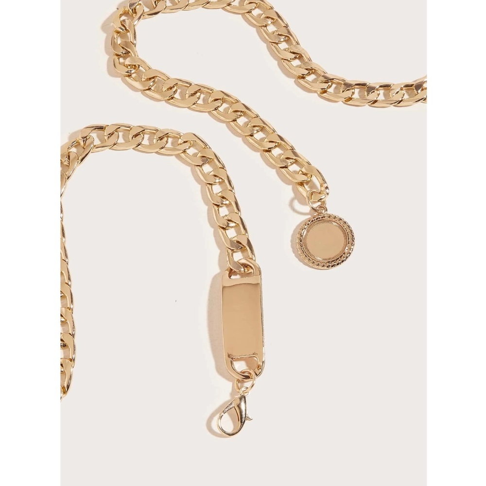 Plus Size Gold Tone Chain Belt - Picture 3 of 7